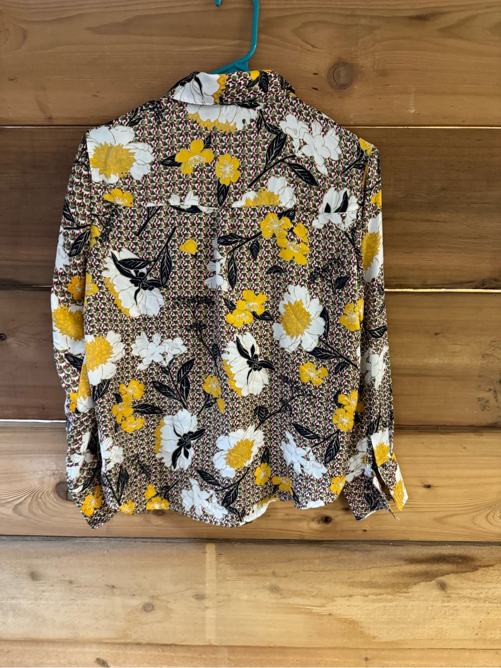 Zara Yellow Floral Button-Up Blouse with Green & Black Accents - Picture 3 of 4